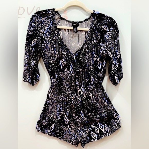 All Over Floral Print Blue and Black Long Sleeve Romper - SMALL - Picture 1 of 3